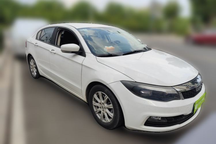 Used Qoros 3 2018 Sedan 1.6L Automatic Leading Model Front Right 45 Deg