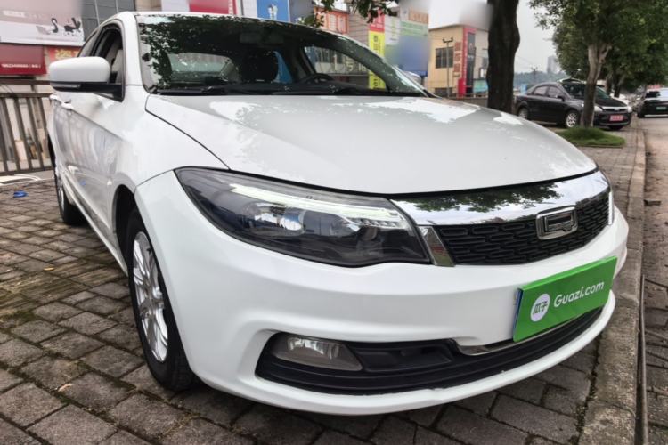Used Qoros 3 2018 Sedan 1.6L Automatic Leading Model Front Right 45 Deg