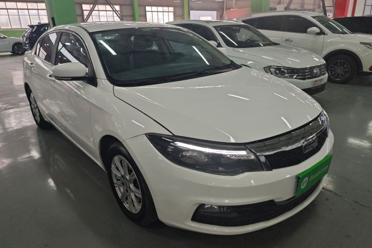 Used Qoros 3 2018 Sedan 1.6L Automatic Leading Model Front Right 45 Deg