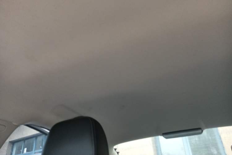 Used Qoros 3 2018 Sedan 1.6L Automatic Leading Model Headliner