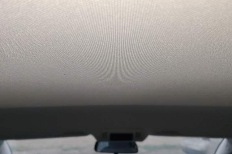 Used Qoros 3 2018 Sedan 1.6L Automatic Leading Model Headliner
