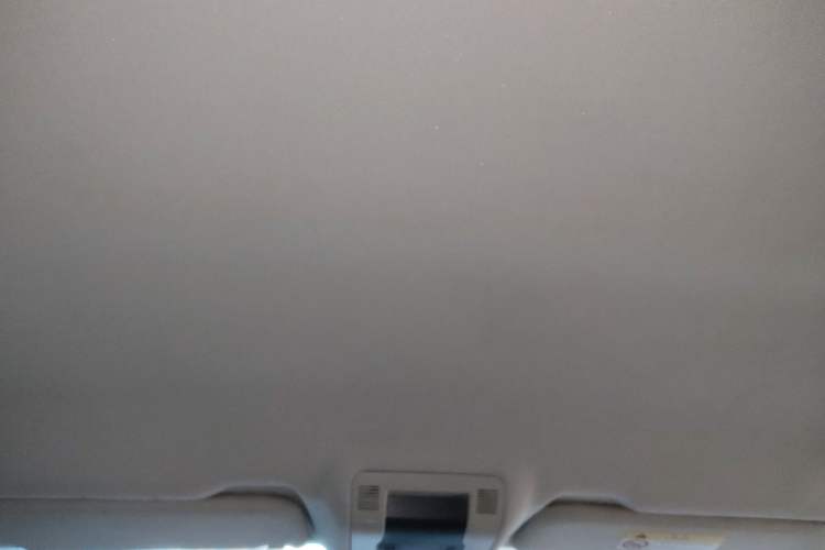 Used Qoros 3 2018 Sedan 1.6L Automatic Leading Model Headliner