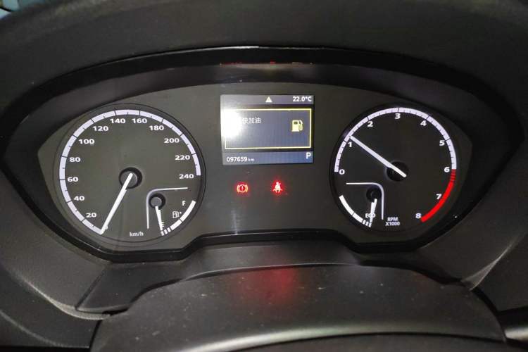 Used Qoros 3 2018 Sedan 1.6L Automatic Leading Model Instrument Cluster