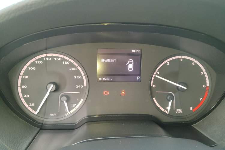 Used Qoros 3 2018 Sedan 1.6L Automatic Leading Model Instrument Cluster