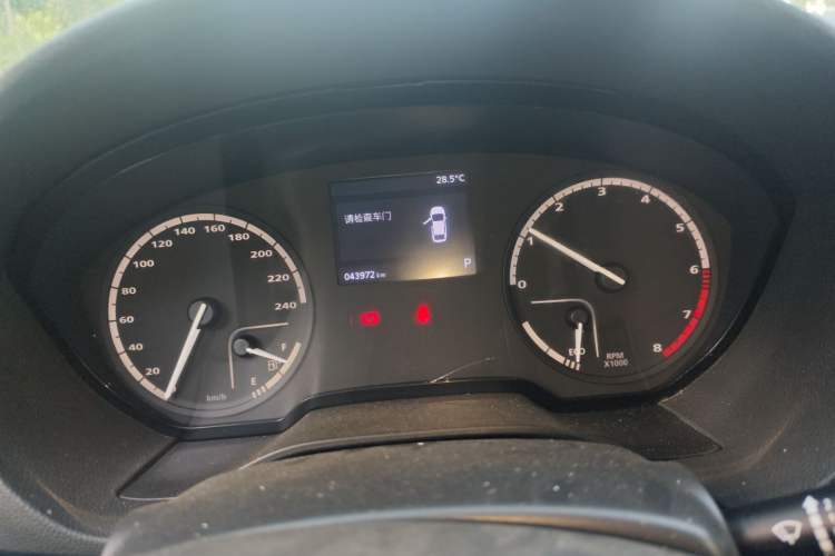 Used Qoros 3 2018 Sedan 1.6L Automatic Leading Model Instrument Cluster