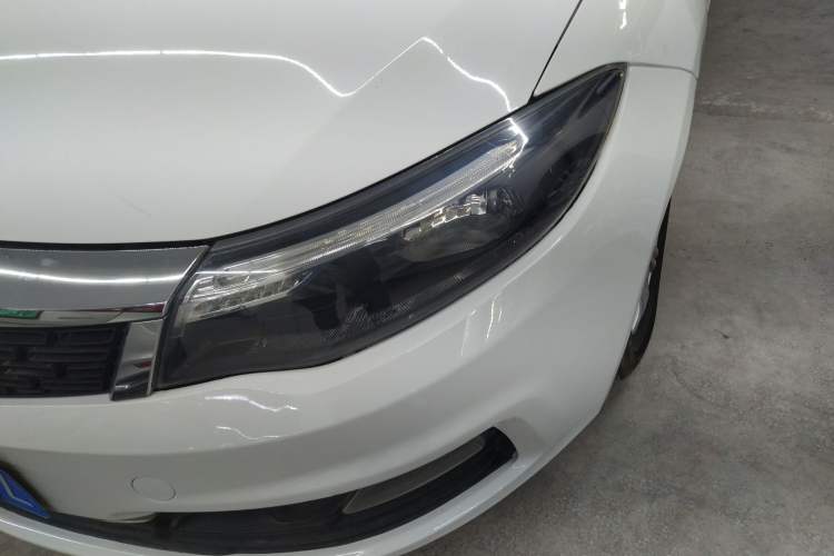 Used Qoros 3 2018 Sedan 1.6L Automatic Leading Model Left Front Headlight
