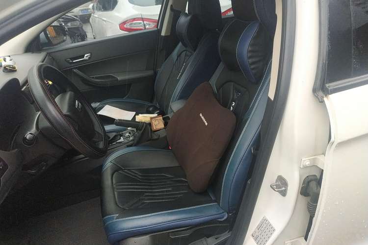 Used Qoros 3 2018 Sedan 1.6L Automatic Leading Model Left Front Seat