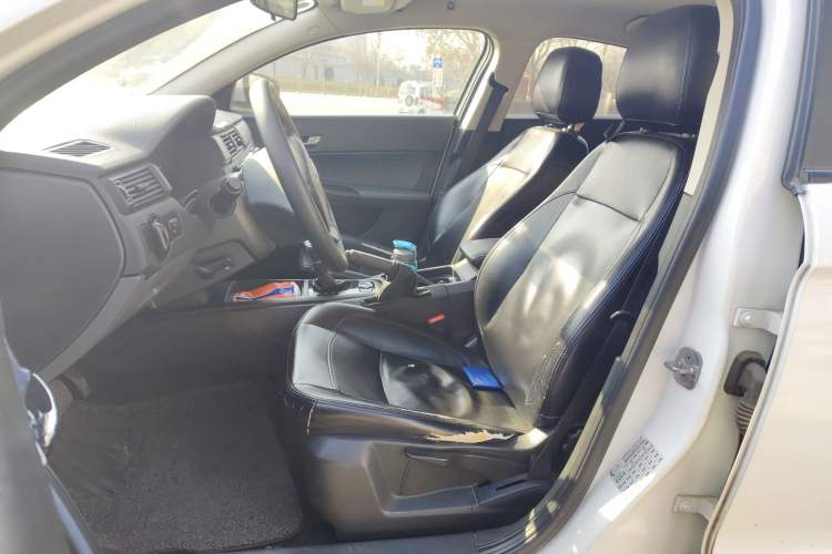 Used Qoros 3 2018 Sedan 1.6L Automatic Leading Model Left Front Seat