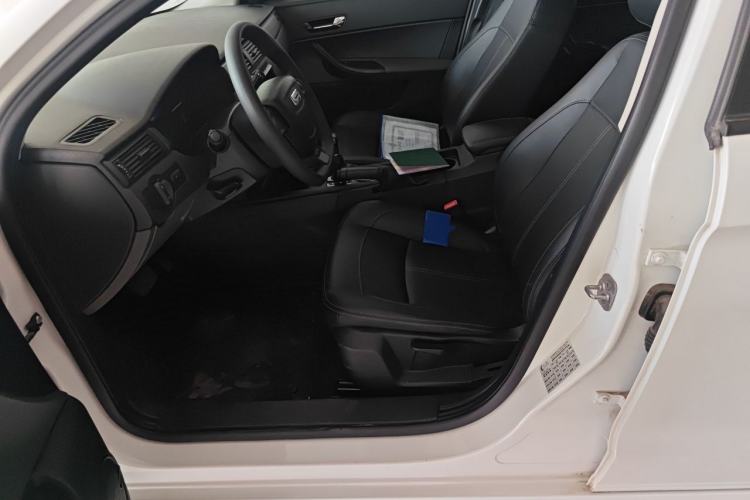 Used Qoros 3 2018 Sedan 1.6L Automatic Leading Model Left Front Seat