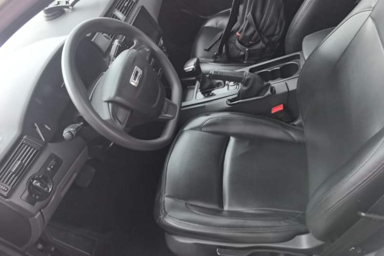 Used Qoros 3 2018 Sedan 1.6L Automatic Leading Model Left Front Seat
