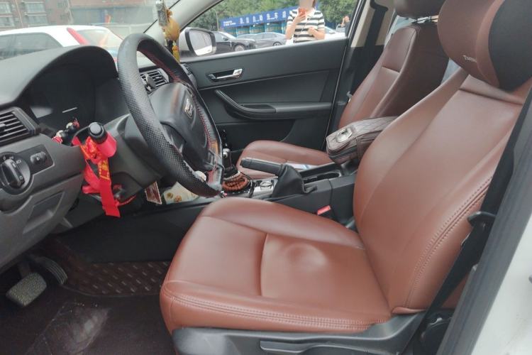 Used Qoros 3 2018 Sedan 1.6L Automatic Leading Model Left Front Seat