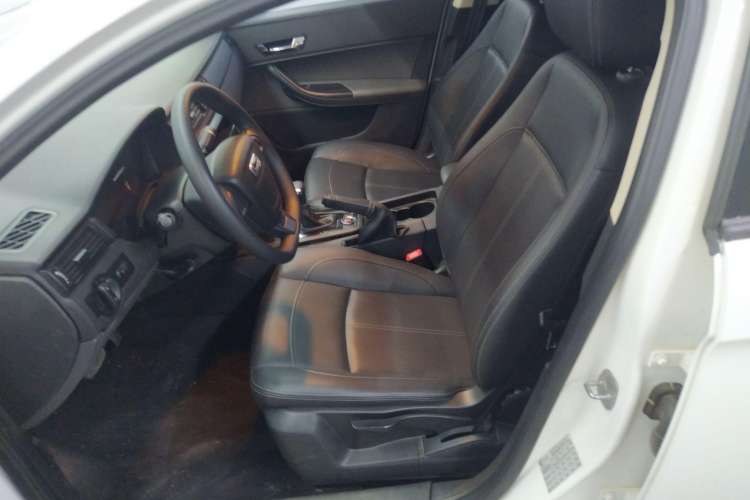 Used Qoros 3 2018 Sedan 1.6L Automatic Leading Model Left Front Seat