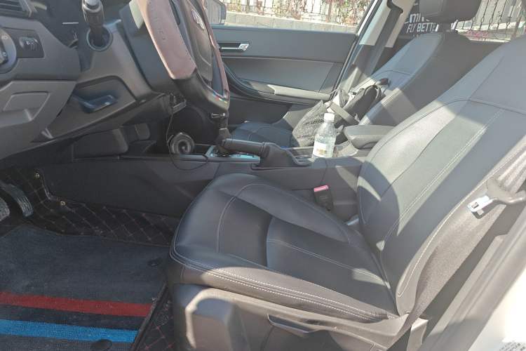 Used Qoros 3 2018 Sedan 1.6L Automatic Leading Model Left Front Seat