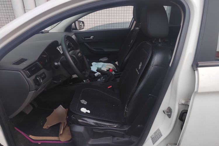 Used Qoros 3 2018 Sedan 1.6L Automatic Leading Model Left Front Seat