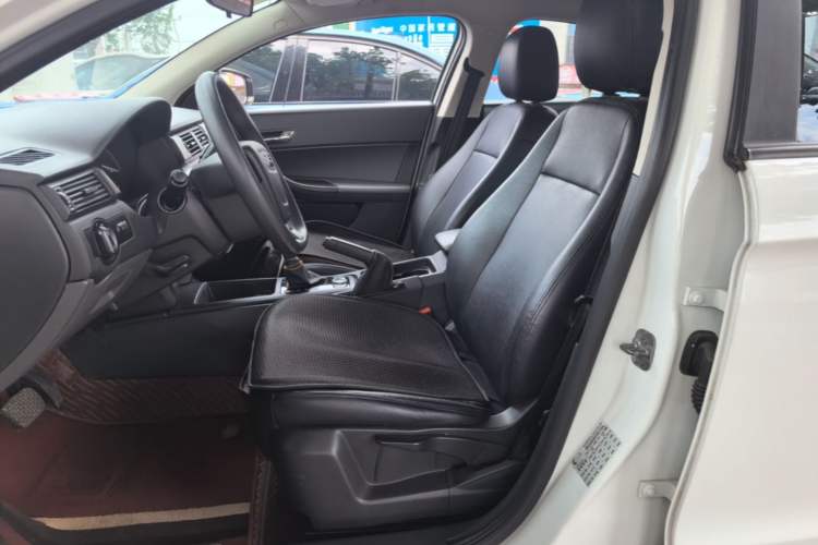Used Qoros 3 2018 Sedan 1.6L Automatic Leading Model Left Front Seat