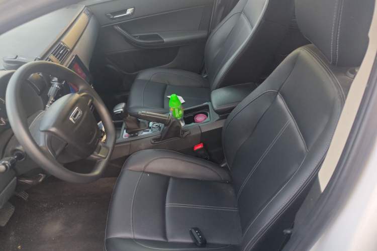 Used Qoros 3 2018 Sedan 1.6L Automatic Leading Model Left Front Seat