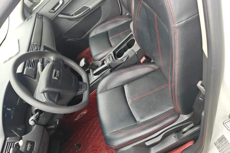 Used Qoros 3 2018 Sedan 1.6L Automatic Leading Model Left Front Seat