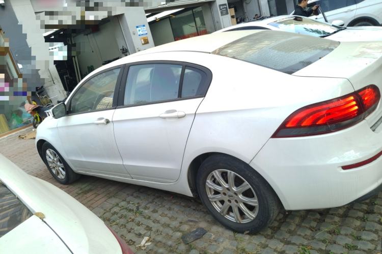 Used Qoros 3 2018 Sedan 1.6L Automatic Leading Model Left Side
