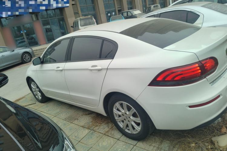 Used Qoros 3 2018 Sedan 1.6L Automatic Leading Model Left Side