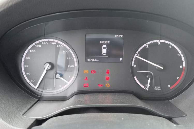 Used Qoros 3 2018 Sedan 1.6L Automatic Leading Model Odometer Close Up