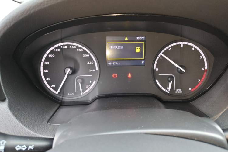 Used Qoros 3 2018 Sedan 1.6L Automatic Leading Model Odometer Close Up