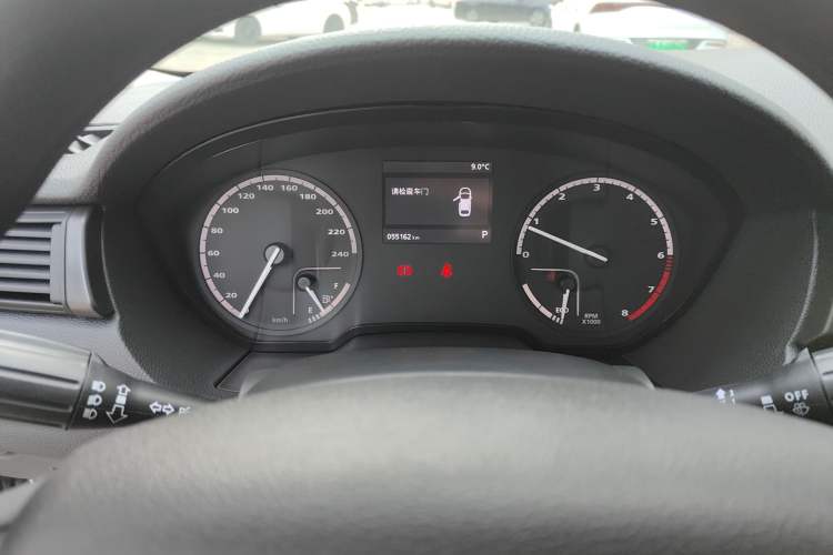 Used Qoros 3 2018 Sedan 1.6L Automatic Leading Model Odometer Close Up