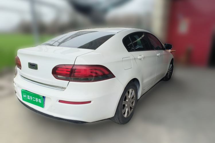 Used Qoros 3 2018 Sedan 1.6L Automatic Leading Model Rear Right 45 Deg