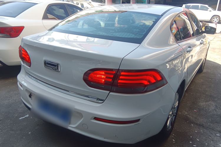 Used Qoros 3 2018 Sedan 1.6L Automatic Leading Model Rear Right 45 Deg