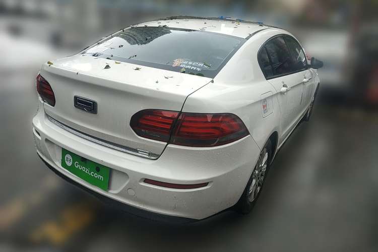 Used Qoros 3 2018 Sedan 1.6L Automatic Leading Model Rear Right 45 Deg