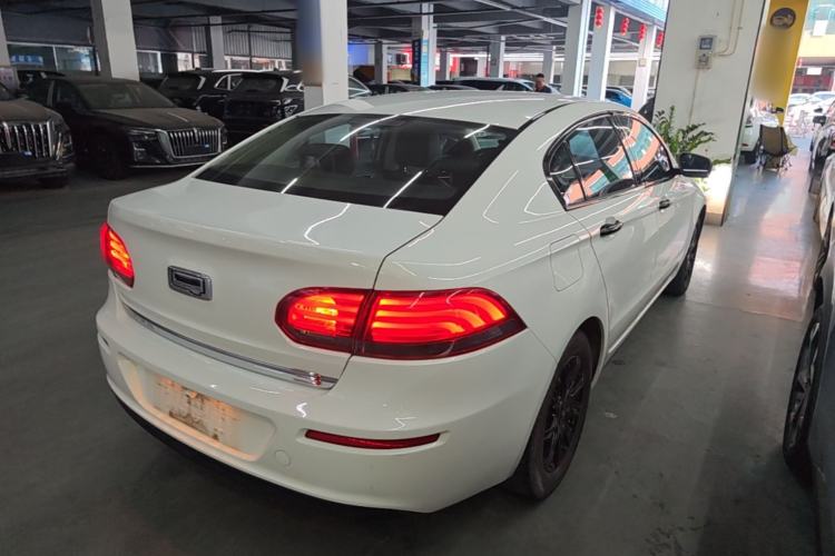 Used Qoros 3 2018 Sedan 1.6L Automatic Leading Model Rear Right 45 Deg