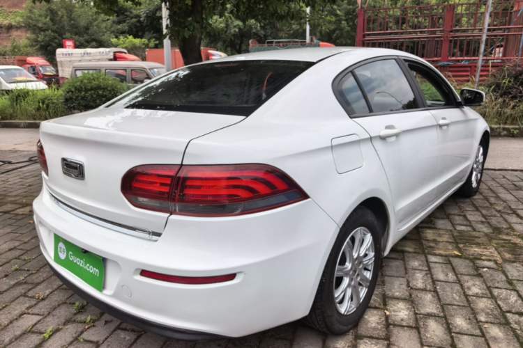 Used Qoros 3 2018 Sedan 1.6L Automatic Leading Model Rear Right 45 Deg