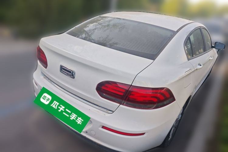 Used Qoros 3 2018 Sedan 1.6L Automatic Leading Model Rear Right 45 Deg