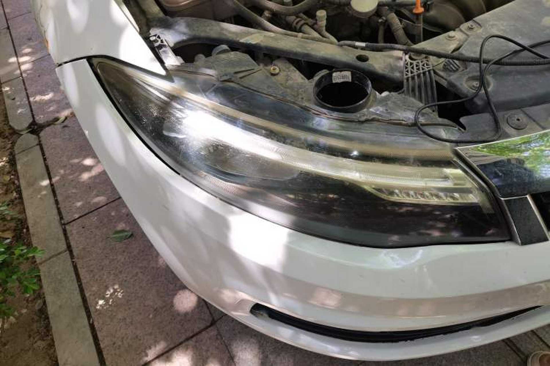 Used Qoros 3 2018 Sedan 1.6L Automatic Leading Model Right Front Headlight