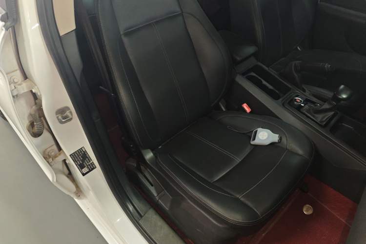 Used Qoros 3 2018 Sedan 1.6L Automatic Leading Model Right Front Seat
