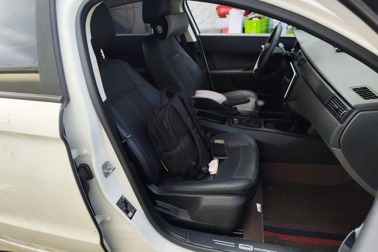 Used Qoros 3 2018 Sedan 1.6L Automatic Leading Model Right Front Seat