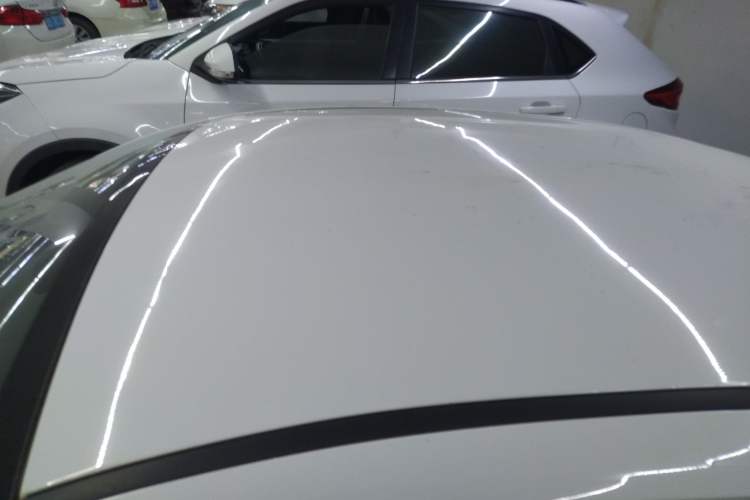 Used Qoros 3 2018 Sedan 1.6L Automatic Leading Model Roof