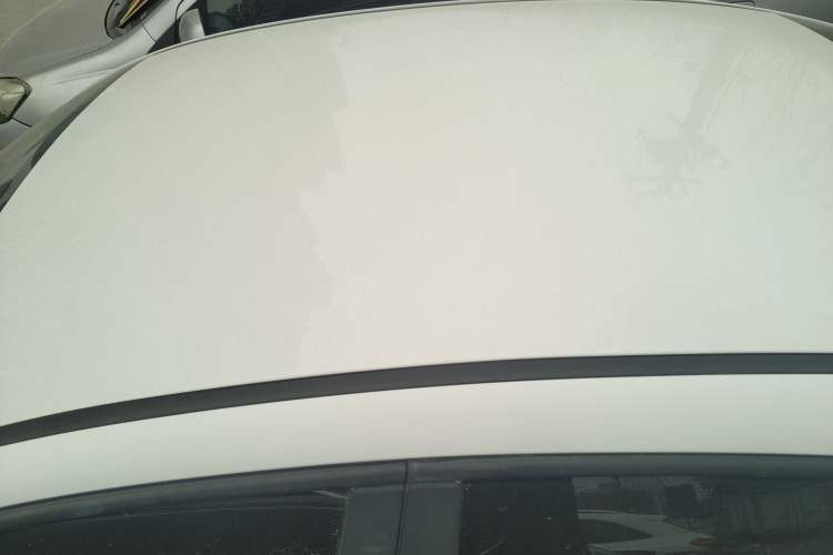 Used Qoros 3 2018 Sedan 1.6L Automatic Leading Model Roof