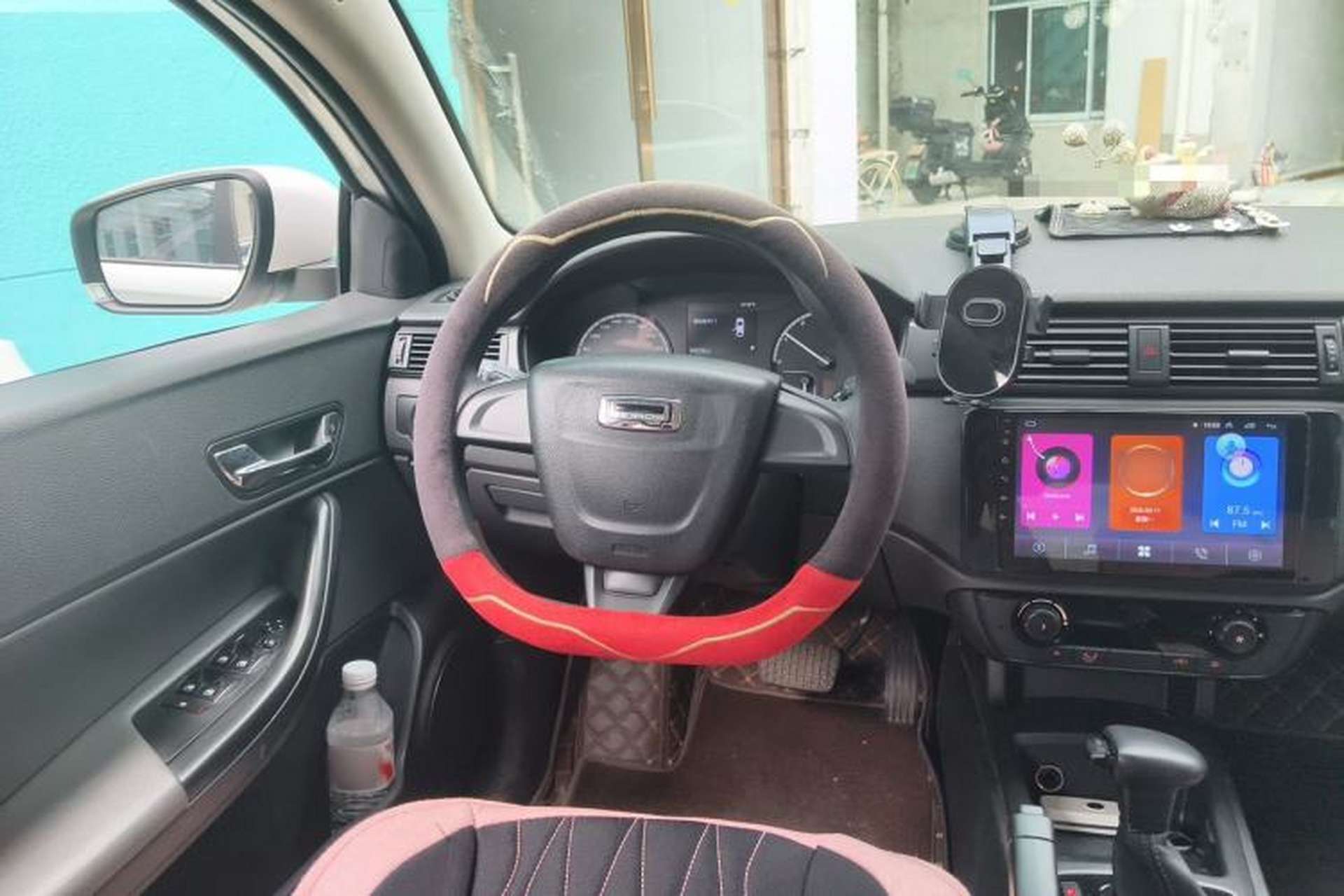 Used Qoros 3 2018 Sedan 1.6L Automatic Leading Model Steering Wheel