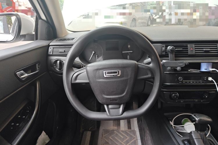 Used Qoros 3 2018 Sedan 1.6L Automatic Leading Model Steering Wheel