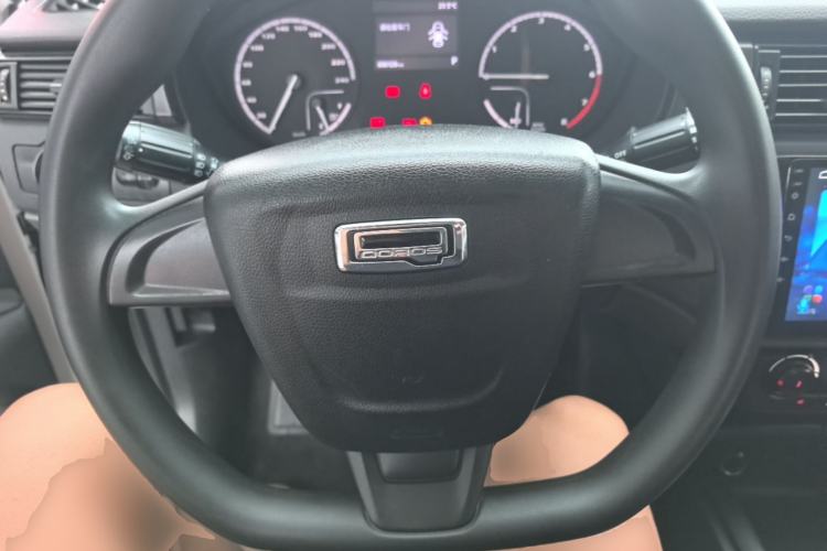Used Qoros 3 2018 Sedan 1.6L Automatic Leading Model Steering Wheel