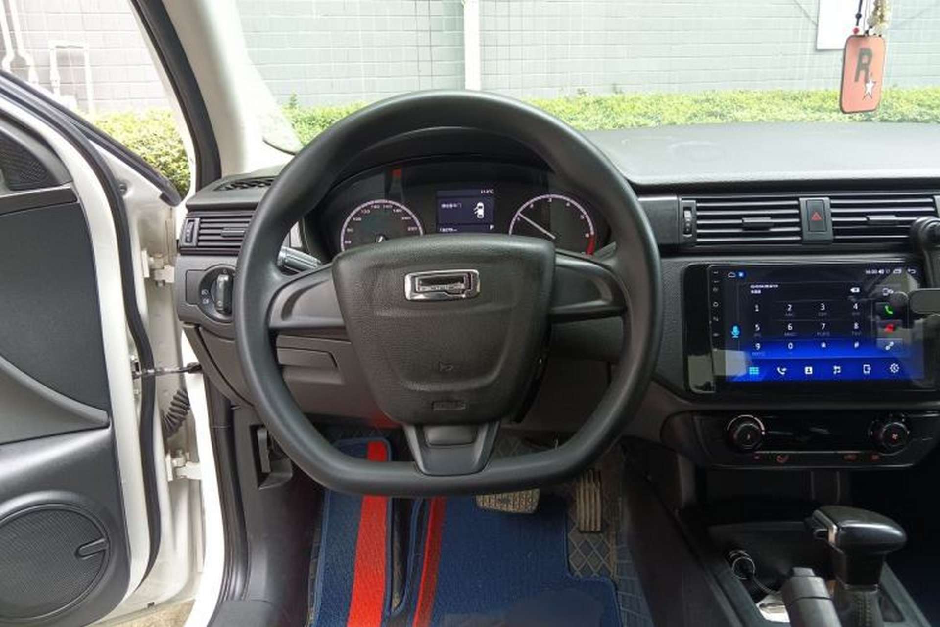 Used Qoros 3 2018 Sedan 1.6L Automatic Luxury Model Steering Wheel