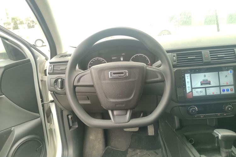 Used Qoros 3 2018 Sedan 1.6L Automatic Leading Model Steering Wheel