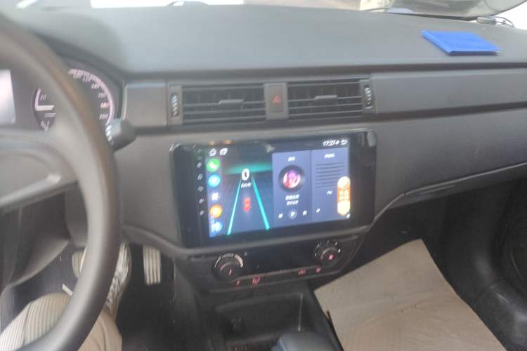 Used Qoros 3 2021 3S Sedan 1.5T CVT Leading Model Audio And AC Panel