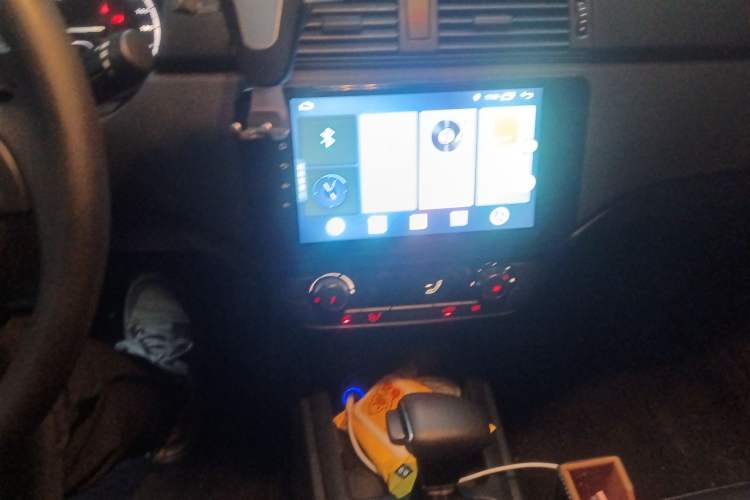 Used Qoros 3 2021 3S Sedan 1.5T CVT Leading Model Audio And AC Panel