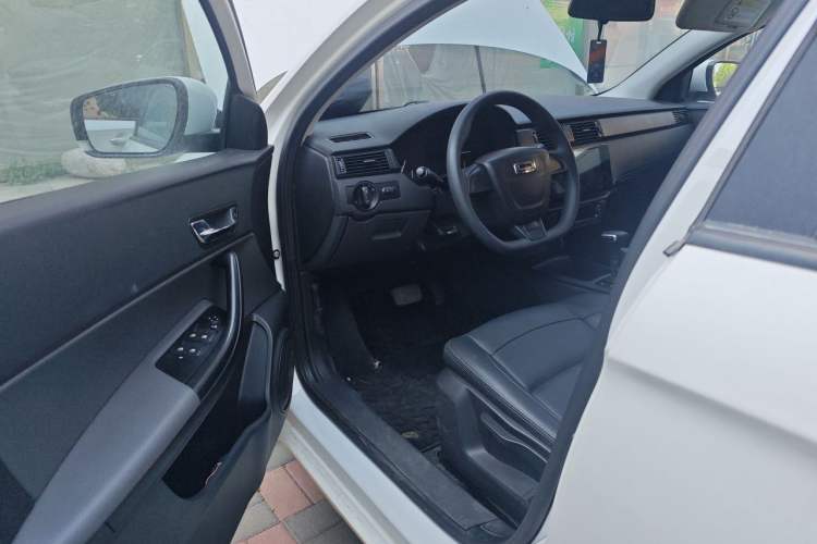Used Qoros 3 2021 3S Sedan 1.5T CVT Leading Model Driver Seat