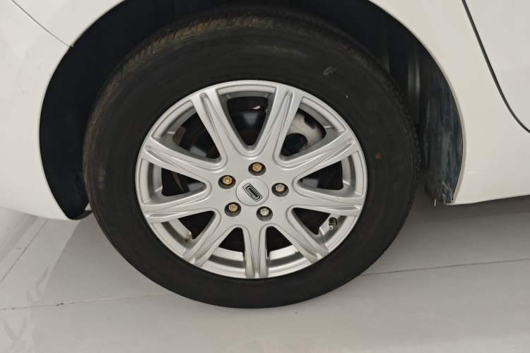 Used Qoros 3 2021 3S Sedan 1.5T CVT Leading Model Exterior 4