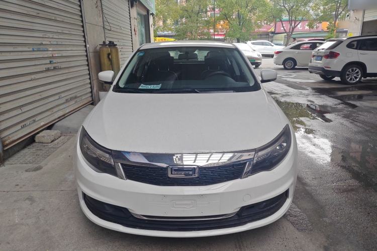 Used Qoros 3 2021 3S Sedan 1.5T CVT Leading Model Front