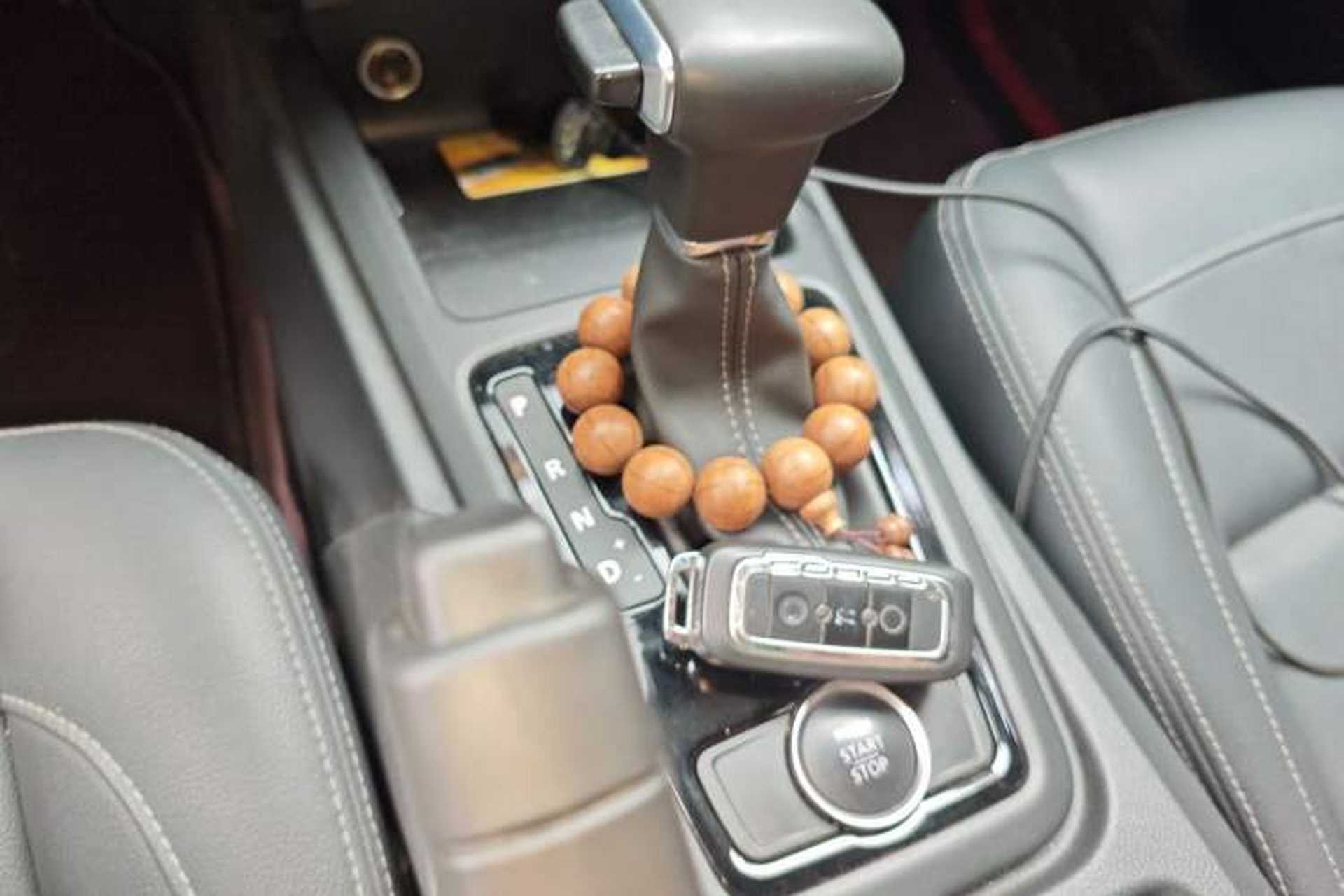 Used Qoros 3 2021 3S Sedan 1.5T CVT Leading Model Gear Lever