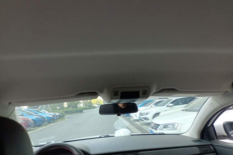 Used Qoros 3 2021 3S Sedan 1.5T CVT Leading Model Headliner