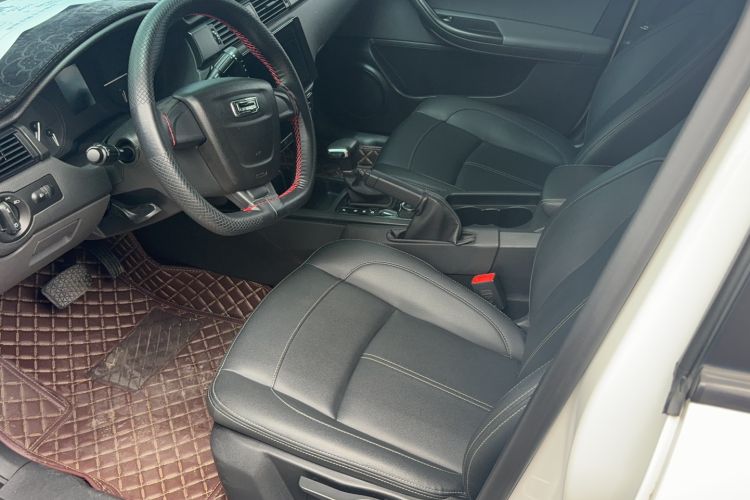 Used Qoros 3 2021 3S Sedan 1.5T CVT Leading Model Interior 1